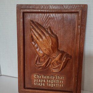 Vtg 1969 Multi Products Prayer Faux Wood Wall Plaque Family That Prays Together